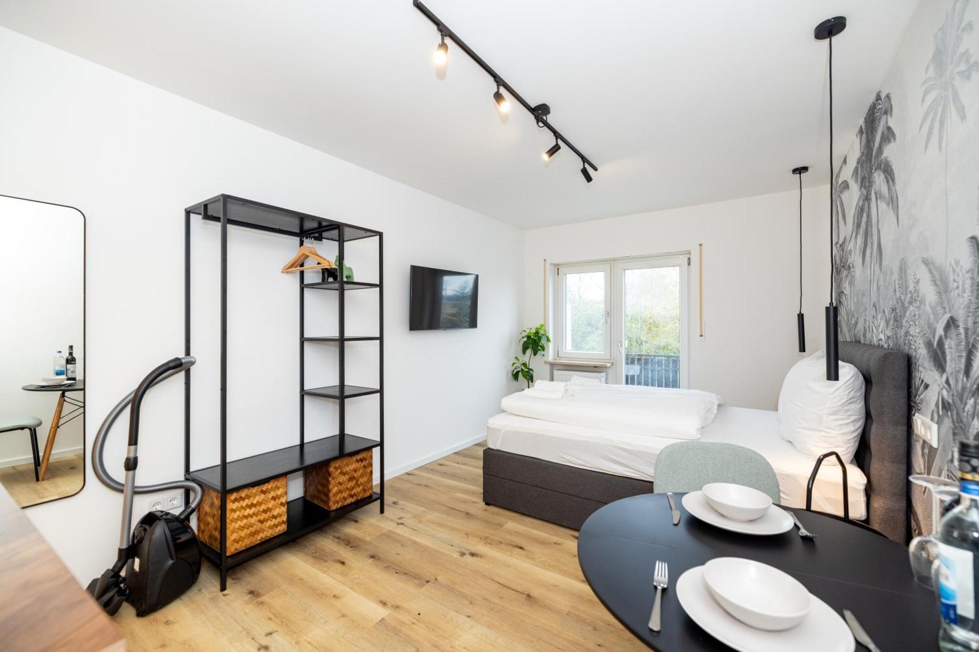 Kleines Apartment Mit Balkon Вюрцбург Экстерьер фото