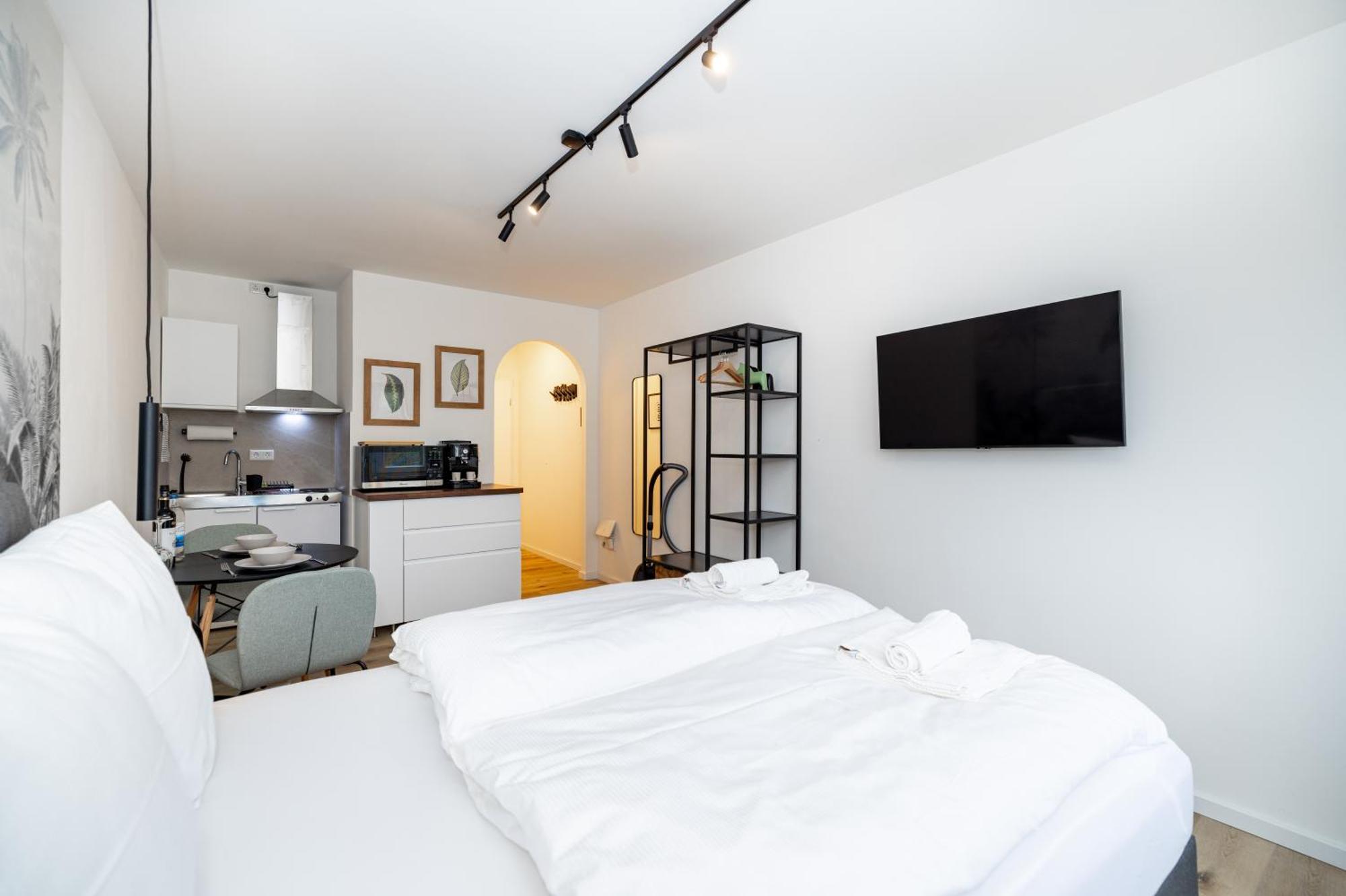 Kleines Apartment Mit Balkon Вюрцбург Экстерьер фото